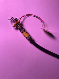 picture 2 of piezo contact mic
